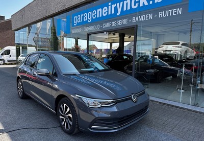VW_Golf8_Active_Gr_01.jpg