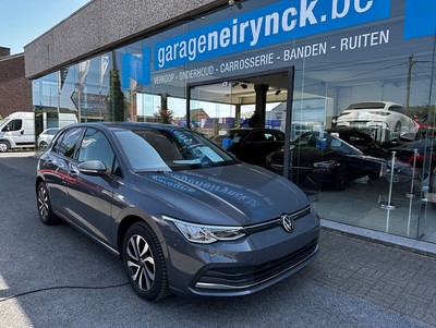 VW_Golf8_Active_Gr_01.jpg