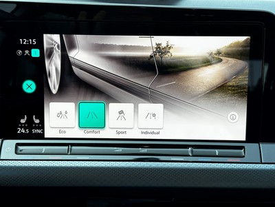 VW_Golf8_Active_Gr_09.jpg