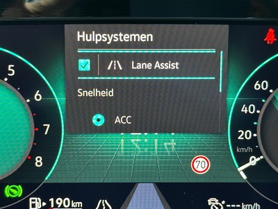 VW_Golf8_Active_Gr_15.jpg