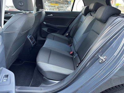 VW_Golf8_Active_Gr_19.jpg