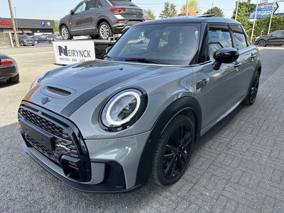 Mini_JCW_03.jpg