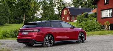 VW_ID7TourerGTX_05.jpg