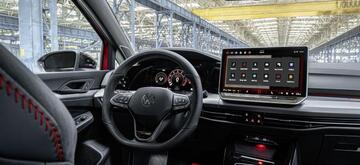 Volkswagen_Golf_GTI_Edition_50_2025_2.jpg