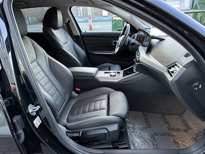 BMW_318iALCI_24.jpg