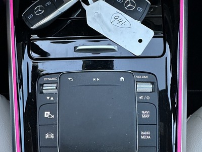Mercedes_GLB_13.jpg