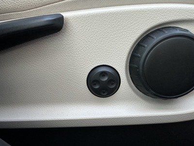 Mercedes_GLB_25.jpg