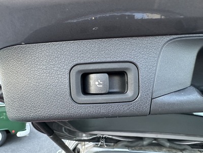 Mercedes_GLB_30.jpg