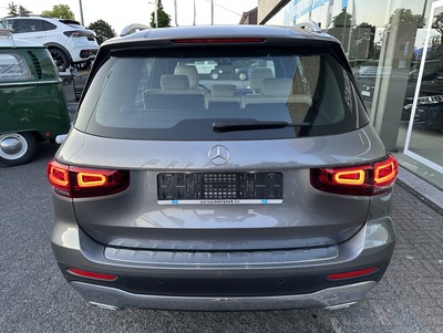 Mercedes_GLB_28.jpg
