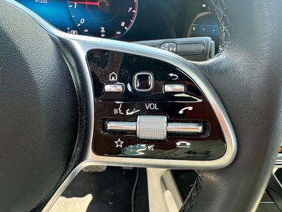 Mercedes_GLB_16.jpg