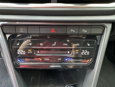 VW_TRoc_StZil_05.jpg