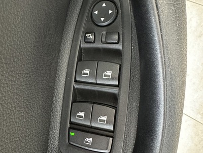 BMW_X1_19.jpg