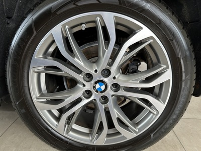 BMW_X1_32.jpg