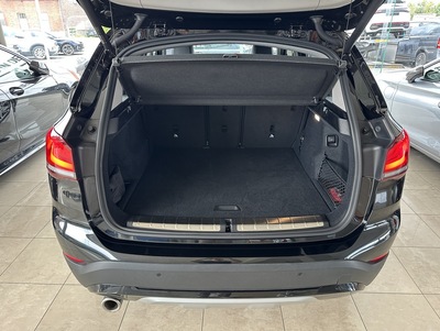 BMW_X1_28.jpg