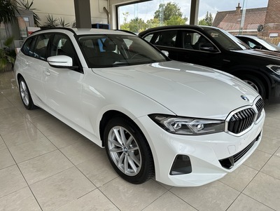 BMW_318Wit_01.jpg