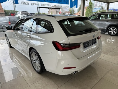 BMW_318Wit_24.jpg