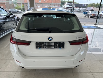 BMW_318Wit_25.jpg