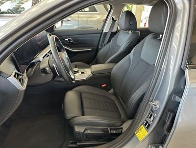 BMW_318iGrijs_17.jpg