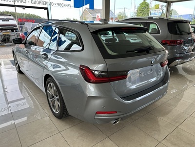 BMW_318iGrijs_24.jpg