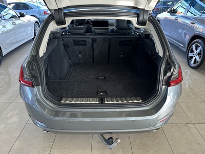 BMW_318iGrijs_27.jpg