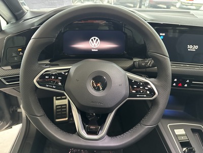 VWGolfGrR_14.jpg