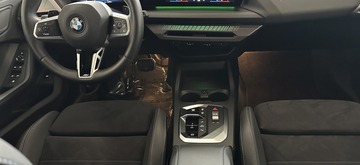 BMW_120iA_07.jpg