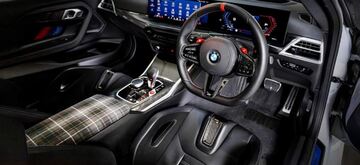 BMW_333i_Homage_02.jpg