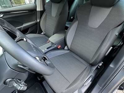 Skoda_Octavia_Grijs_19.jpg