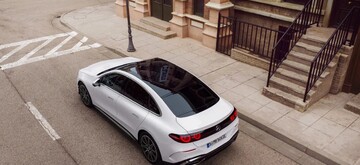 Mercedes_C_EV_04.jpg
