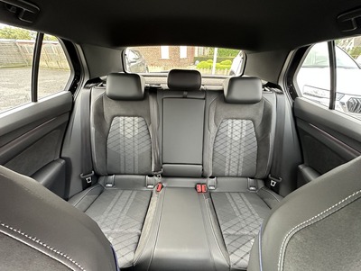 Golf8FaceR_21.jpg