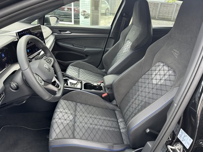 Golf8FaceR_18.jpg