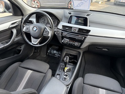 BMW_X1_VanHoe_04.jpg