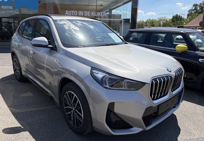 BMW_X1_Pano_01.jpg