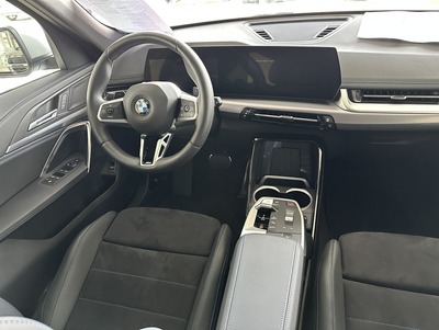 BMW_X1_Pano_07.jpg
