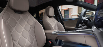 Mercedes_C_Elektrisch_04.jpg