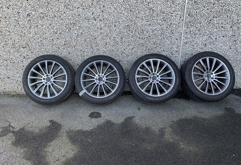 Mercedes_GLC_AMG_1.jpg