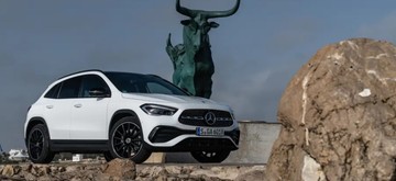 Mercedes_GLA_1.jpg