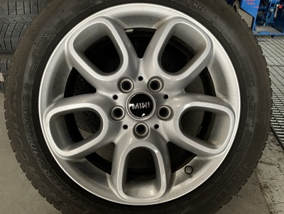 Mini_Pirelli16_RSC.jpg