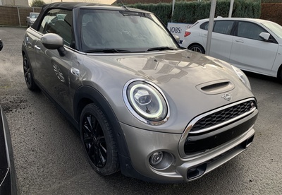 Mini_CabrioS_1.jpg