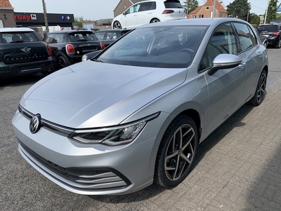 VW_Golf8Zil_Dal_2.jpg