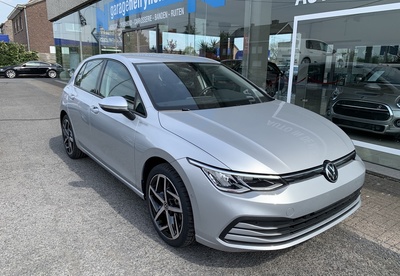 VW_Golf8Zil_Dal_1.jpg