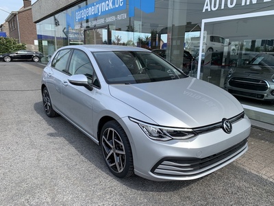 VW_Golf8Zil_Dal_1.jpg