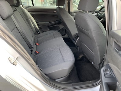VW_Golf8Zil_Dal_22.jpg
