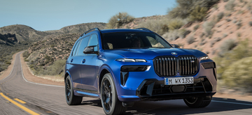 bmw_x7_m60i_facelift_2022_1.jpg