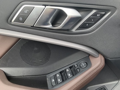 BMW_118i_Lux_12.jpg