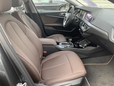BMW_118i_Lux_16.jpg