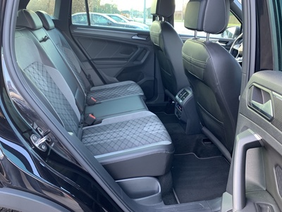 VW_Tiguan_RLine_21.jpg