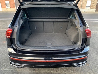 VW_Tiguan_RLine_24.jpg
