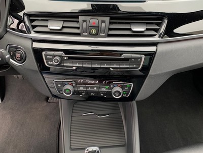 BMW_X1_ZwPaDa_4.jpg