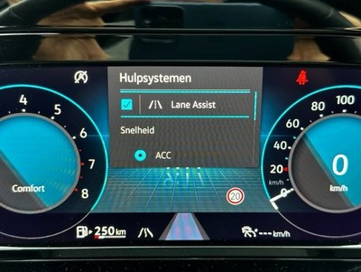 Golf8Active_16.jpg
